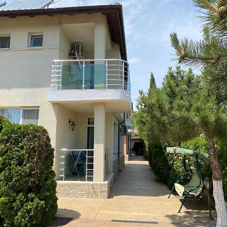 Sunny Guest House Ravda Ngoại thất bức ảnh