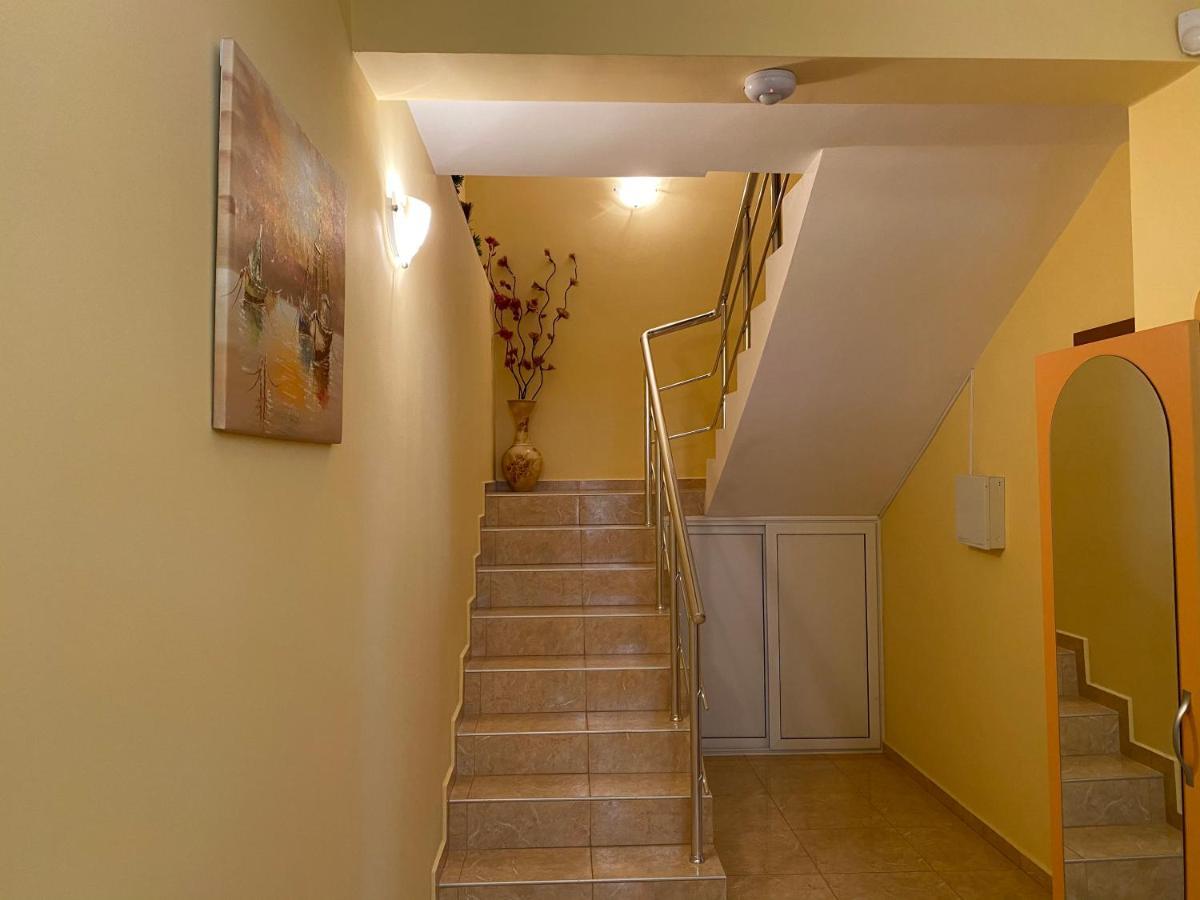 Sunny Guest House Ravda Ngoại thất bức ảnh
