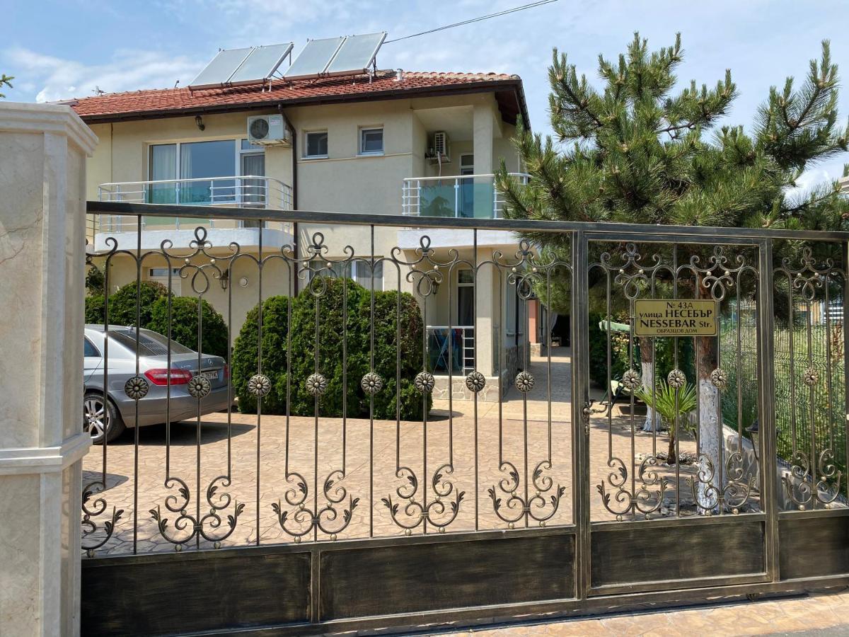 Sunny Guest House Ravda Ngoại thất bức ảnh